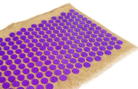 Коврик массажно-аккупунктурный Lounge medium ONHILLSPORT 68х42см., фиолетовые фишки